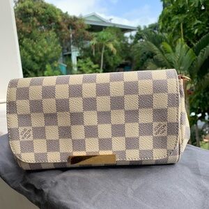 Checkered Designer Clutch - Cream and Gray